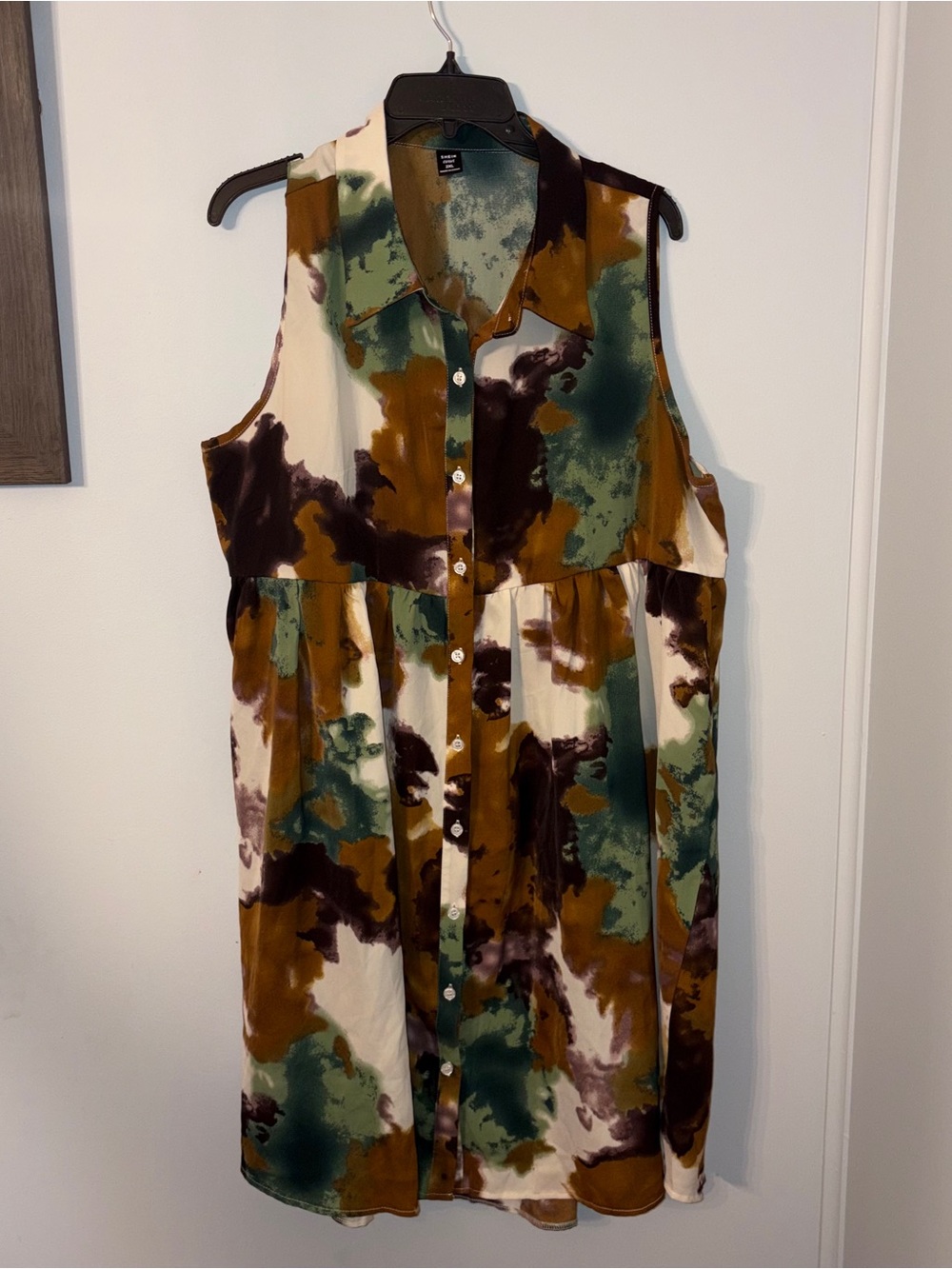 SHEIN sleeveless Button-Front Dress in Green, Brown & Cream Abstract Print 2x
